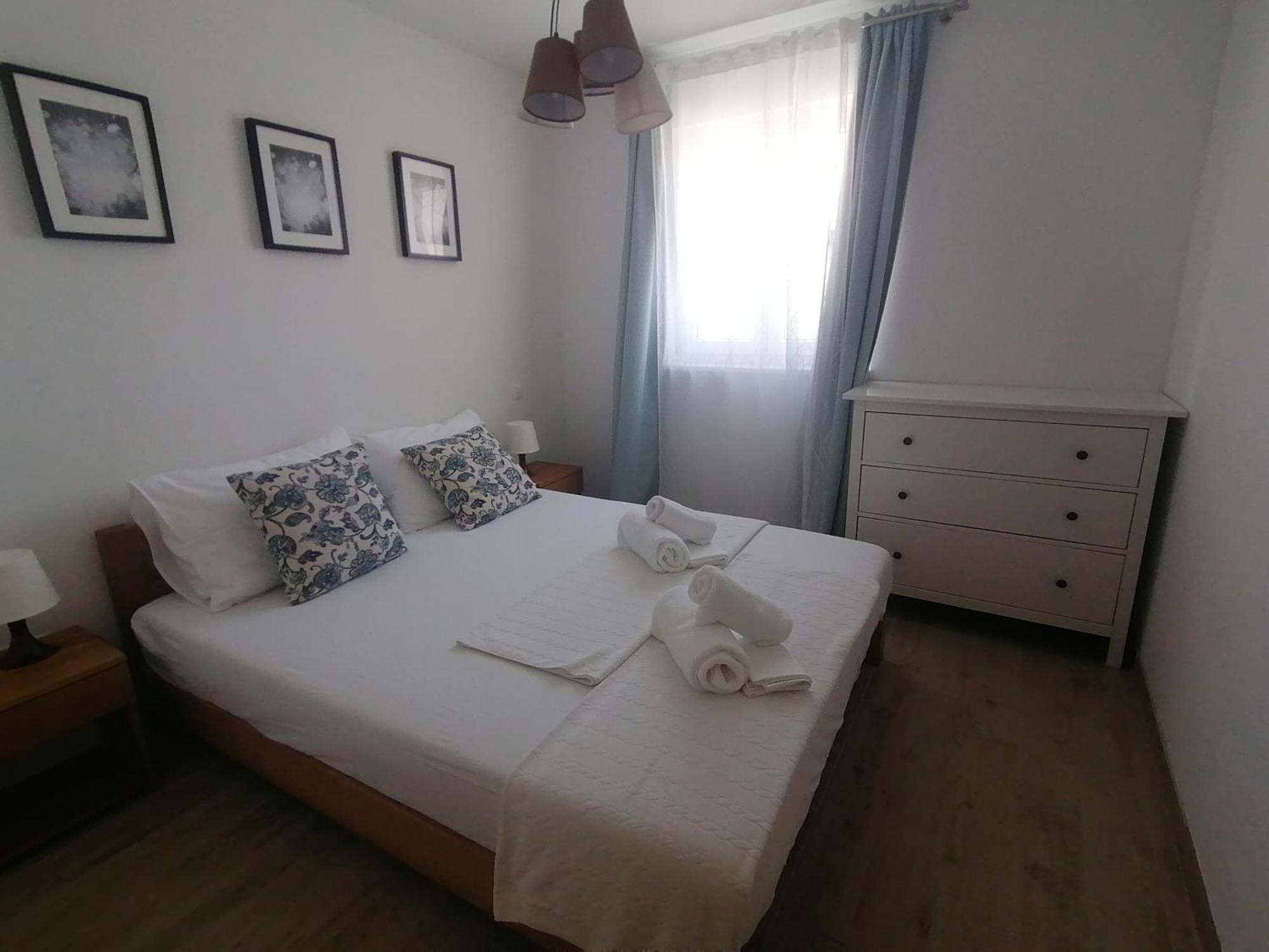 L&L Apartmani 1 Bol Buitenkant foto