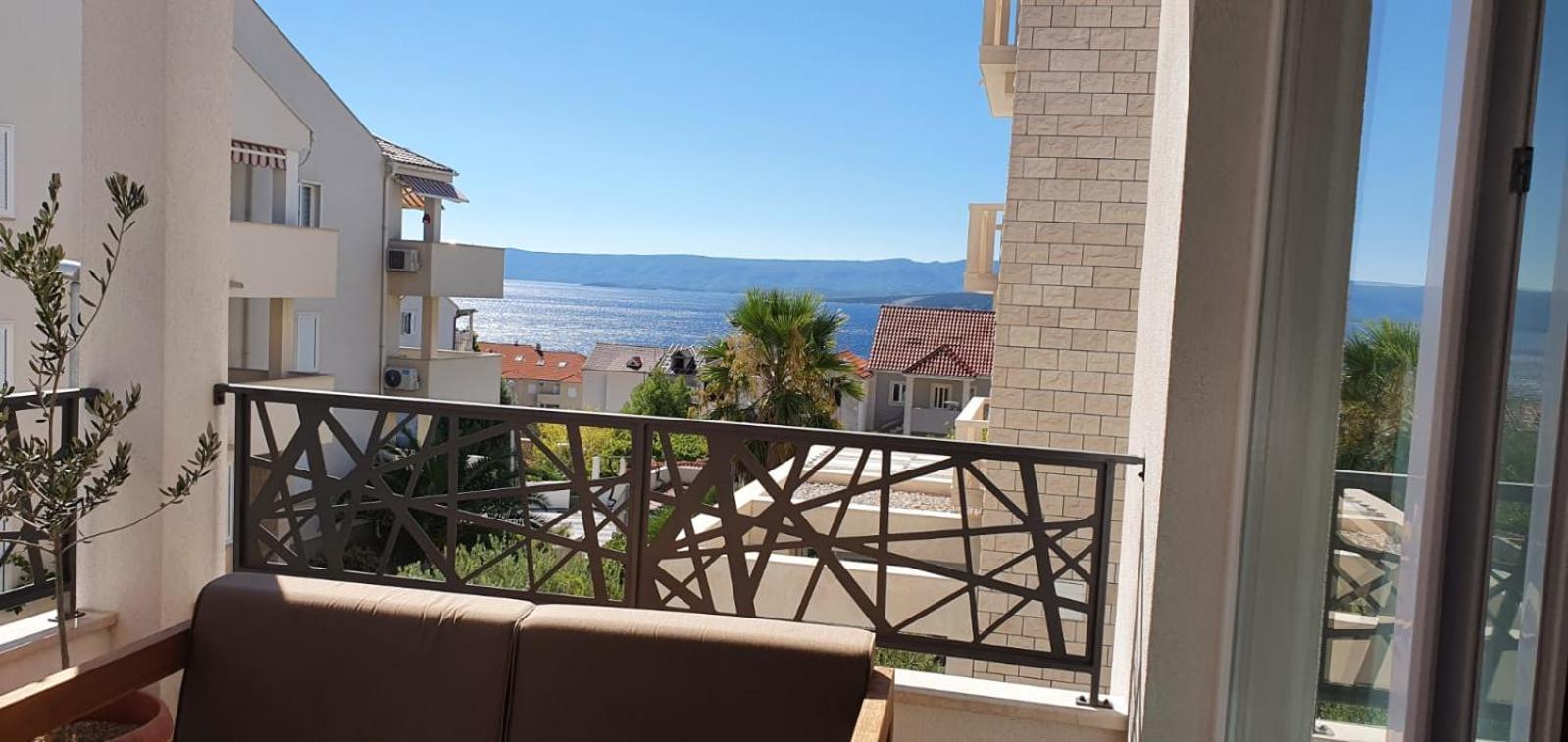 L&L Apartmani 1 Bol Buitenkant foto