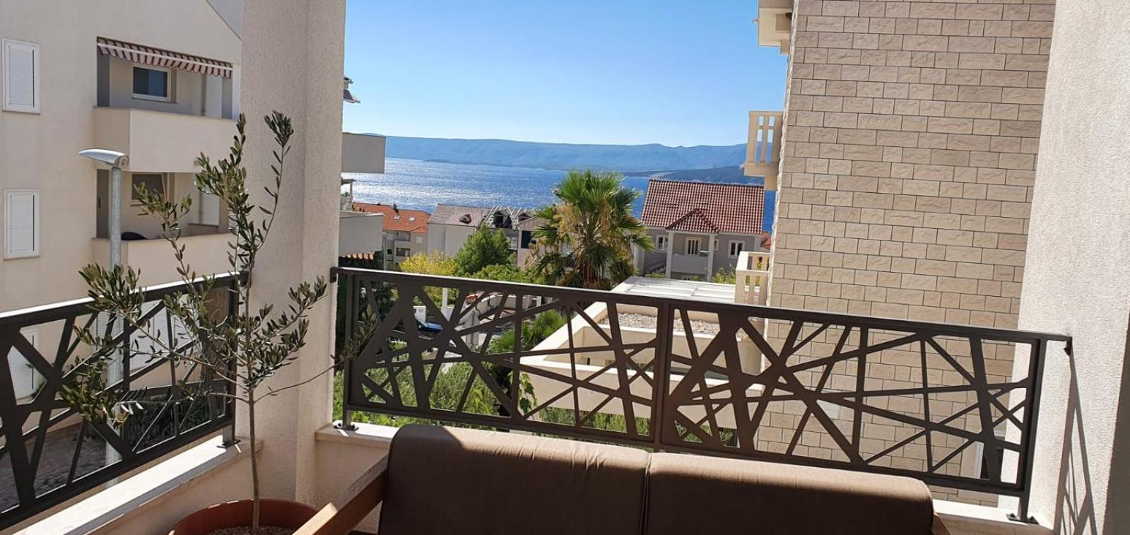 L&L Apartmani 1 Bol Buitenkant foto