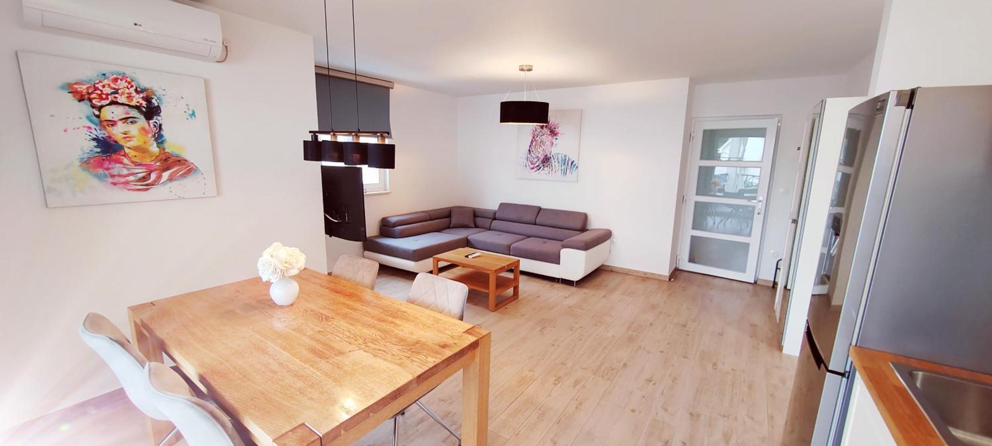 L&L Apartmani 1 Bol Buitenkant foto