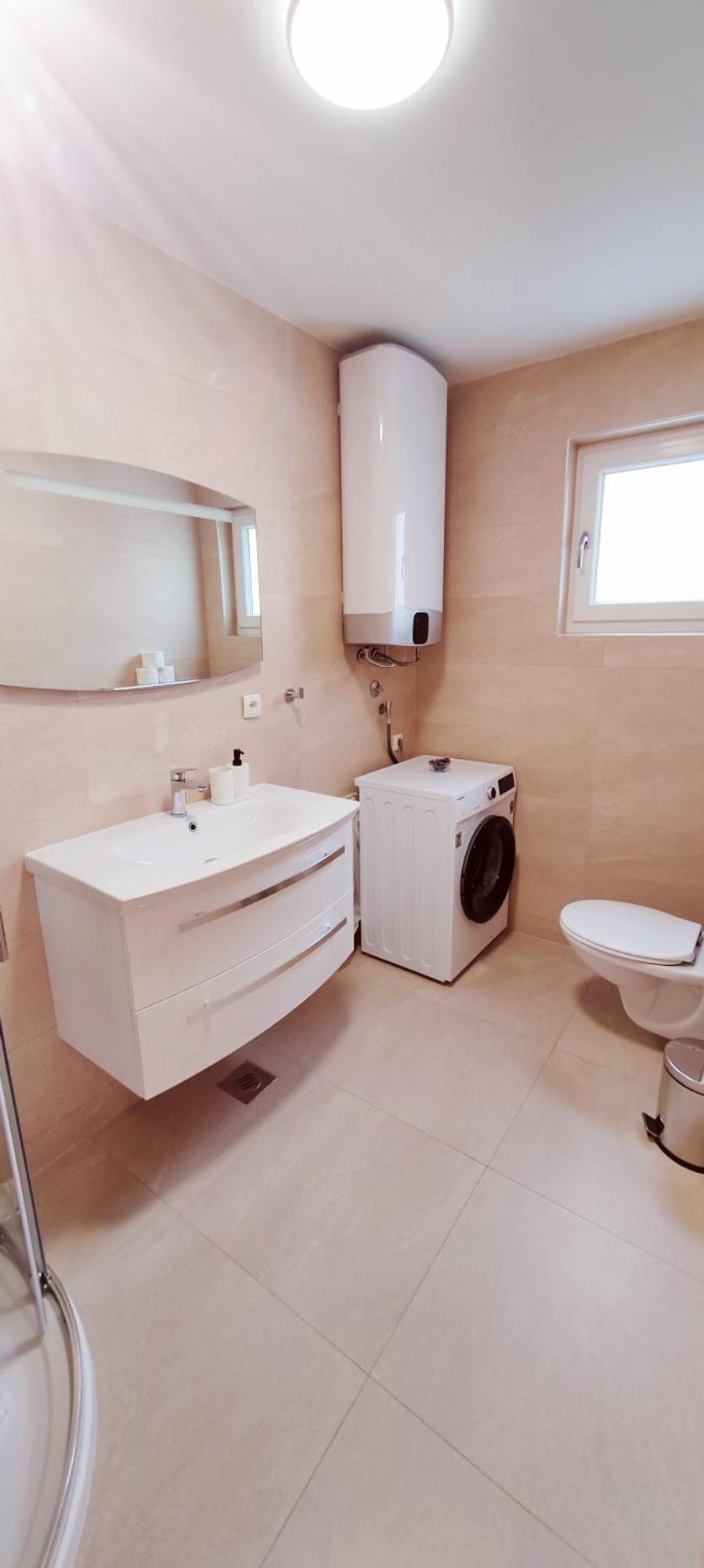 L&L Apartmani 1 Bol Buitenkant foto