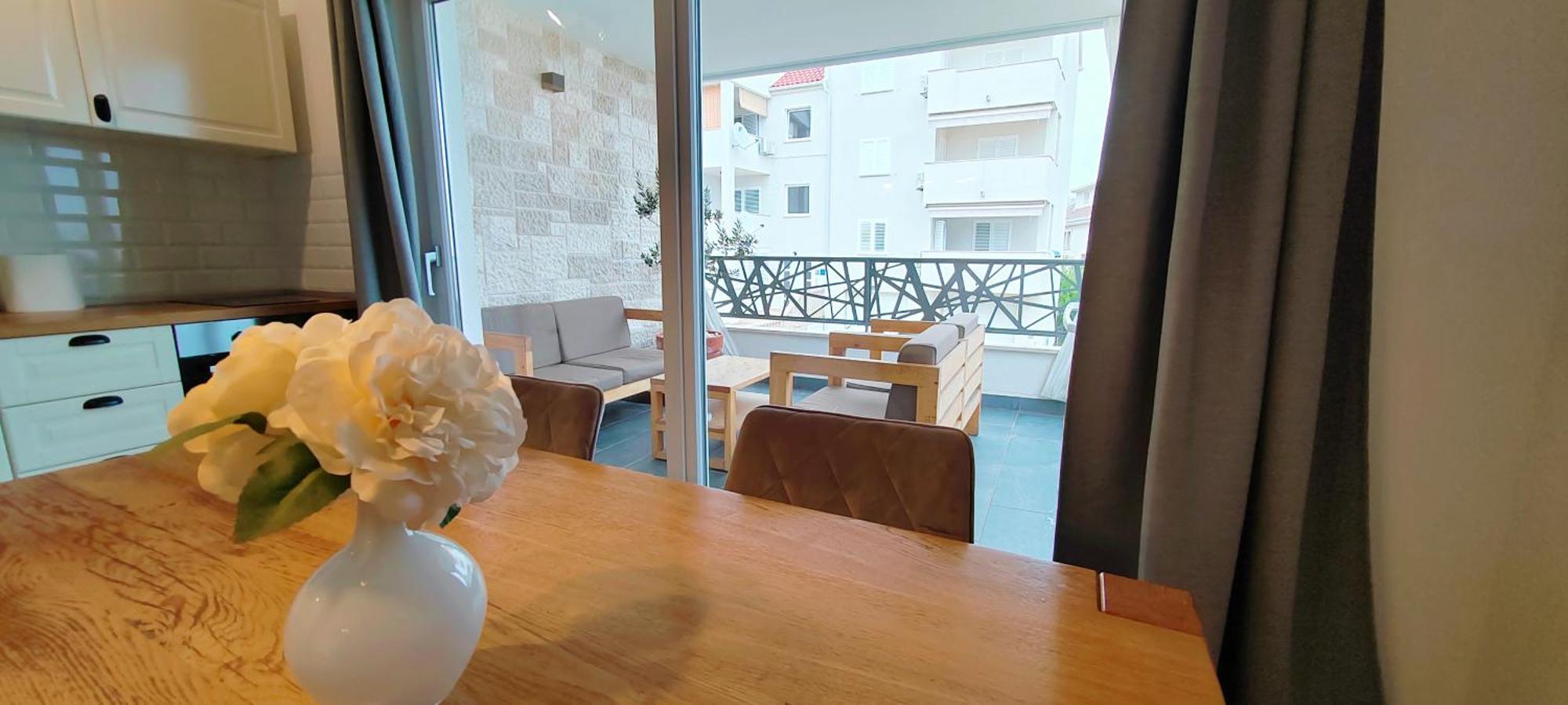 L&L Apartmani 1 Bol Buitenkant foto
