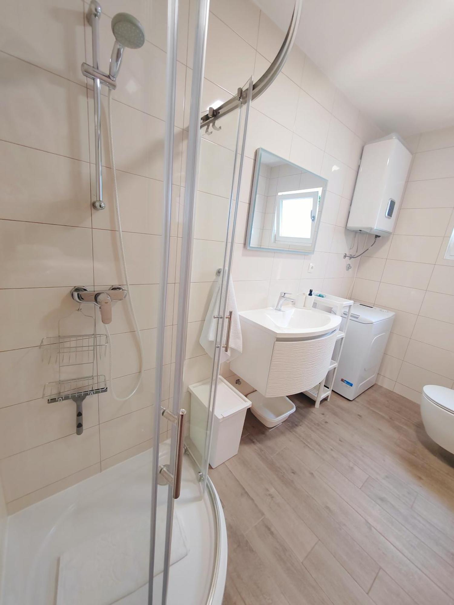 L&L Apartmani 1 Bol Buitenkant foto